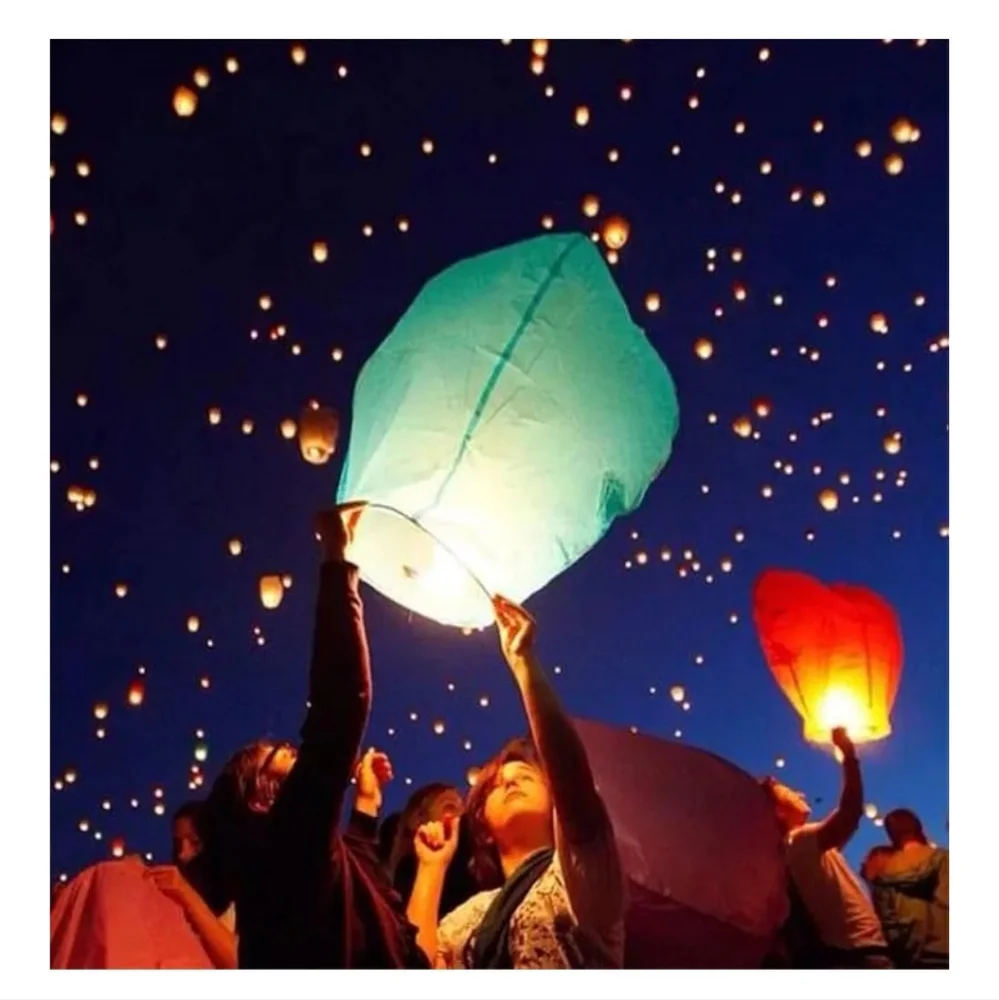 Nwt 10 Chinese Sky Lanterns
